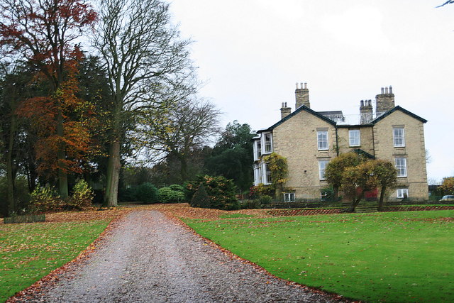 North Ormsby Manor © Chris cc-by-sa/2.0 :: Geograph Britain and Ireland