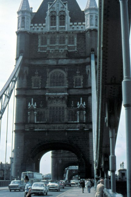 London, Tower Bridge - 1975