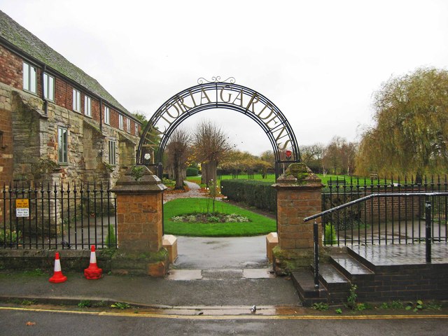 Mill Street entrance to Victoria Gardens, Tewkesbury