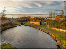 SJ8698 : Ashton Canal, Bradford by David Dixon