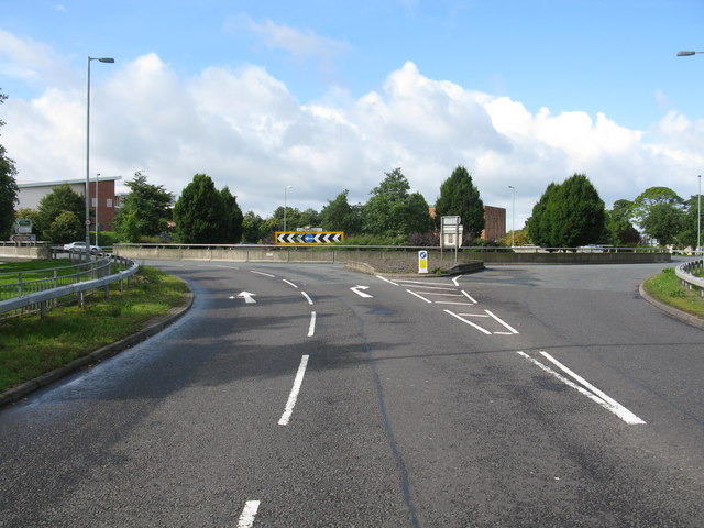 Whitemoss Roundabout © G Laird :: Geograph Britain and Ireland