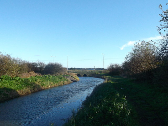 Manorway Drain to Tilbury Marshes, Grays © David Anstiss :: Geograph ...