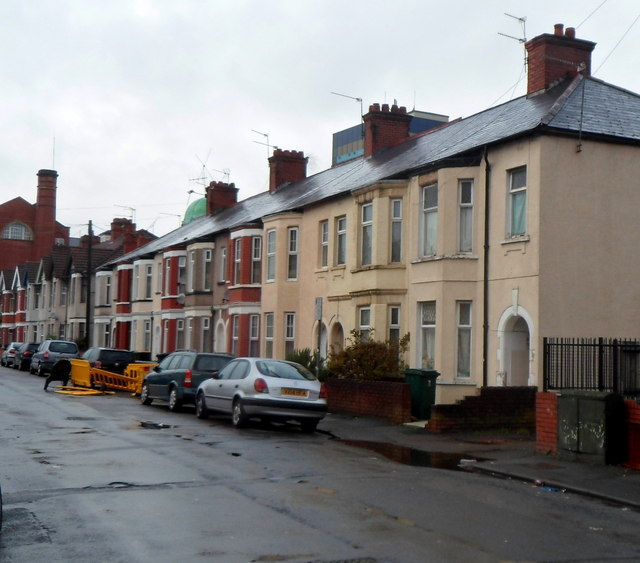 St Vincent Road houses, Newport © Jaggery :: Geograph Britain and Ireland