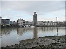 TQ2676 : The Thames at Battersea Reach by Christine Johnstone