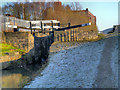 SJ9498 : Huddersfield Narrow Canal, Tame Lock by David Dixon