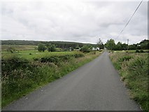 H2089 : Long straight road by Richard Webb