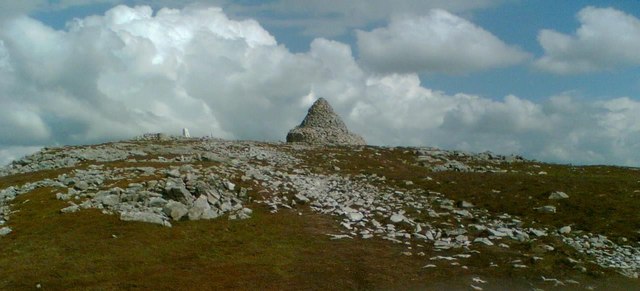 Summit of Cairn Table