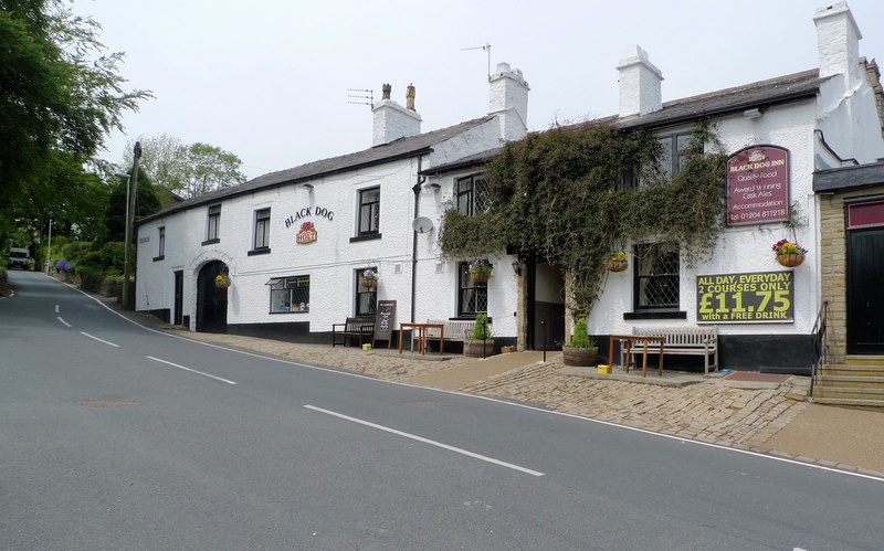 Black Dog Inn, 2 - 6 Church Street,... © Geoff Royle cc-by-sa/2.0