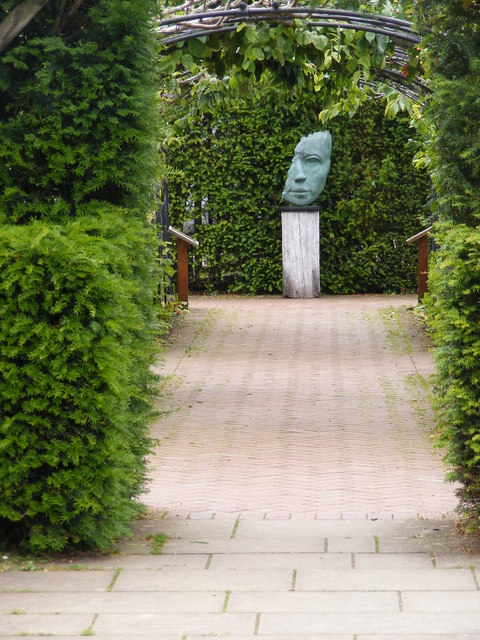 Face Garden