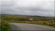 G8188 : Abandoned moorland cottage on the R262 at Glenree by Eric Jones