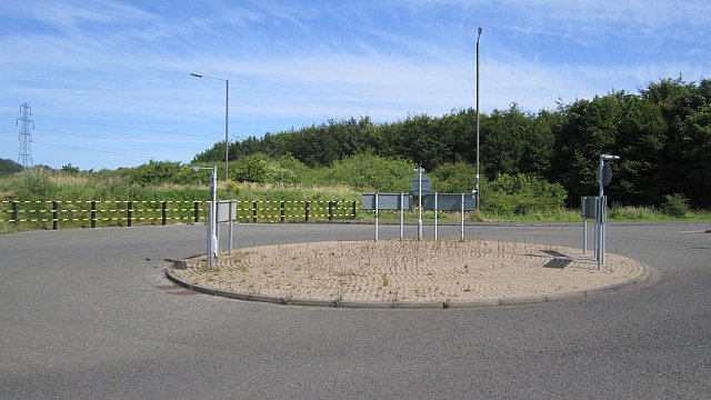 Roundabout without a junction