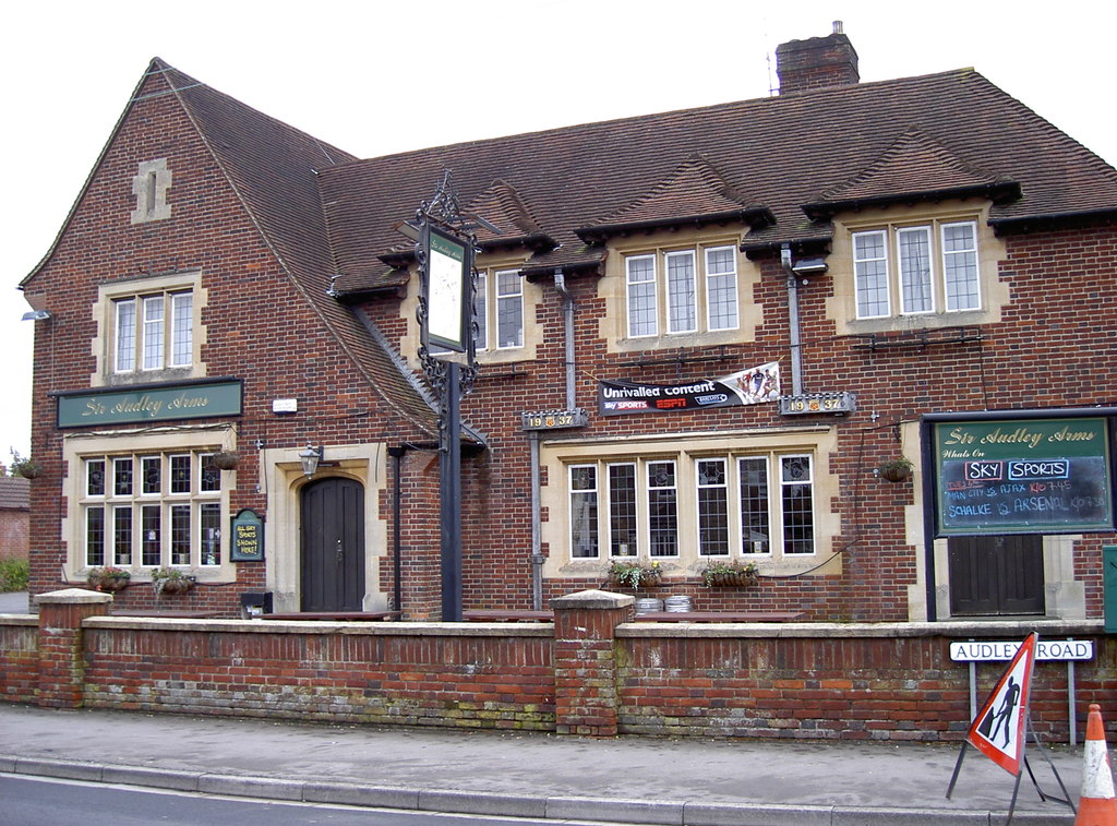 Sir Audley Arms © Neil Owen cc-by-sa/2.0 :: Geograph Britain and Ireland