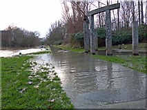 SK5701 : Flooded towpath at Aylestone Mill Lock by Mat Fascione
