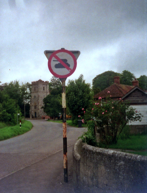 No tanks sign in Chitterne