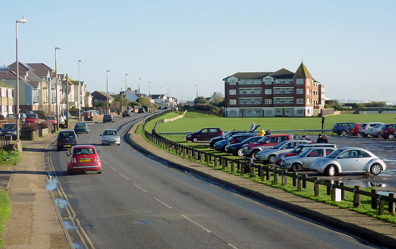 Brighton Road passing South Lancing,... © Roger D Kidd cc-by-sa/2.0 ...