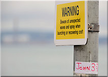 J4482 : Warning signs, Helen's Bay by Albert Bridge