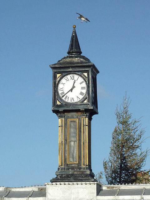 Clock tower on Brighton Pier © Roger D Kidd :: Geograph Britain and Ireland