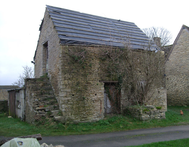 Barn, College Farm, Whelford © Vieve Forward cc-by-sa/2.0 :: Geograph ...