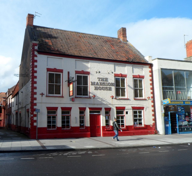 The Mansion House, Bridgwater © Jaggery Geograph Britain and Ireland