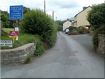 SO1533 : Unsuitable for HGVs and wide vehicles ahead on Penbont Road, Talgarth by Jaggery