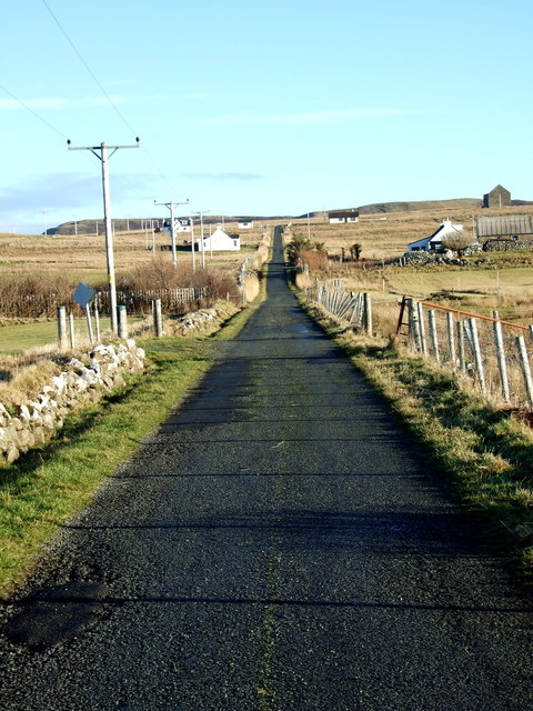 Minor road through Bornesketaig