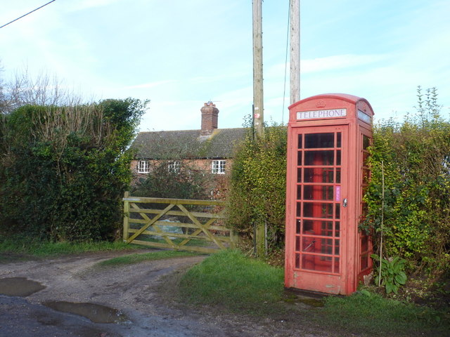 Long Crichel: the telephone box