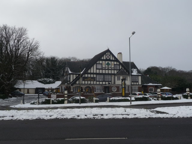 The Mitre Oak pub, Crossways Green,... © Jeremy Bolwell cc-by-sa/2.0 ...