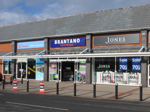 Thomson Holiday Superstore And Brantano C John S Turner Geograph Britain And Ireland