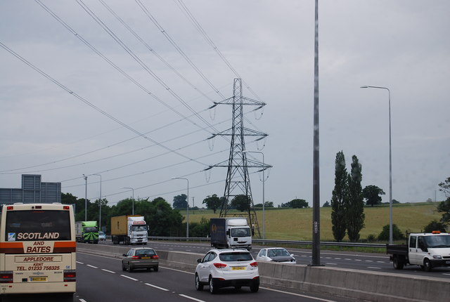 Pylon by the M25 © N Chadwick cc-by-sa/2.0 :: Geograph Britain and Ireland