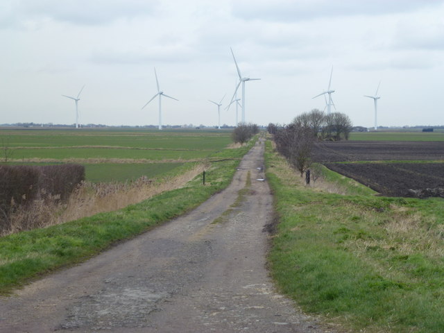 Second Broadpool Drove east of Warboys © Richard Humphrey cc-by-sa/2.0 ...