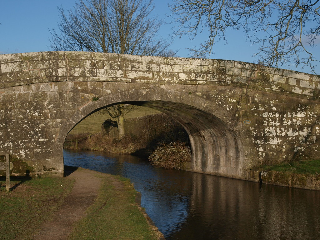 Bridge number 134 Lancaster Canal © Steve Houldsworth cc-by-sa/2.0 ...