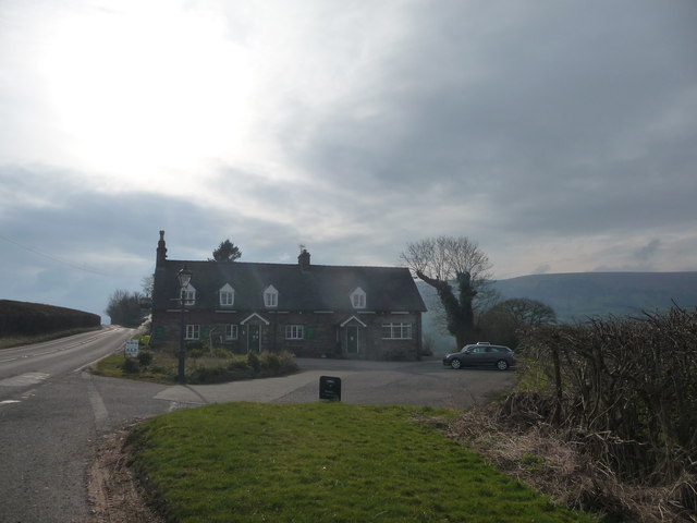 The Old Ford Inn, Llanhamlach near... © Jeremy Bolwell cc-by-sa/2.0