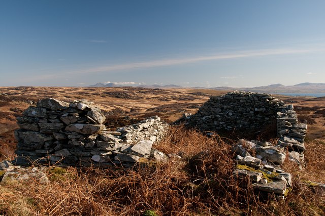 Ruined croft above Gleann na h-Uamha, Islay