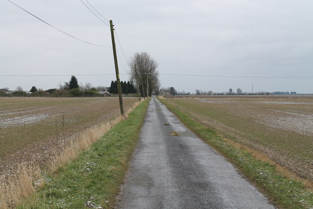 Narrow Lane towards Whaplode St Catherine