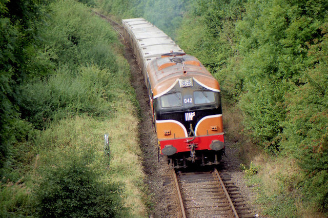 Tara Mines train near Beauparc