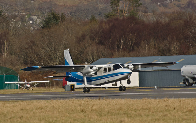 G-HEBO departs from Oban airport
