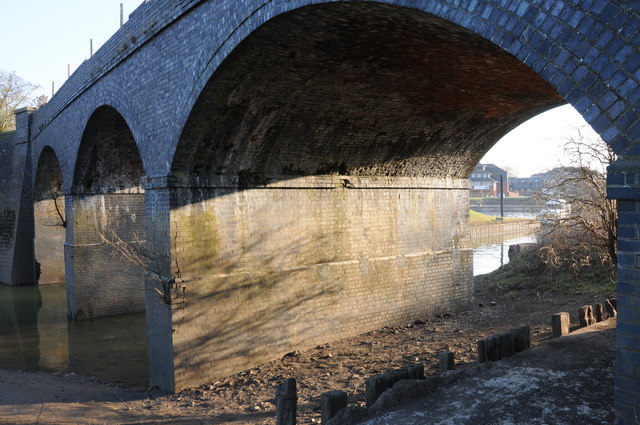 Former railway bridge at Tewkesbury