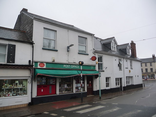 Ottery St. Mary: the post office © Chris Downer cc-by-sa/2.0 ...