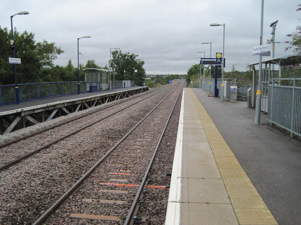 South Greenford railway station, London © Nigel Thompson :: Geograph ...