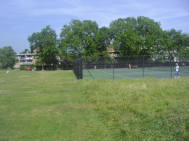 Tennis courts on Parliament Hill Fields