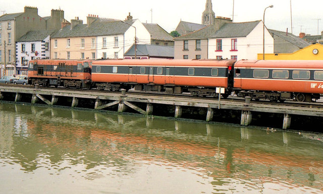 Train, Wexford Quays (1992)