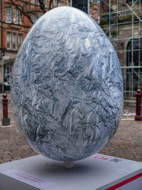 St Ann's Square,  Vinyl-Wrapped Egg (Crumpled Aluminium Foil) by Jessica Mallock