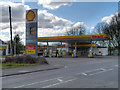 SJ4891 : Shell Station, Warrington Road by David Dixon