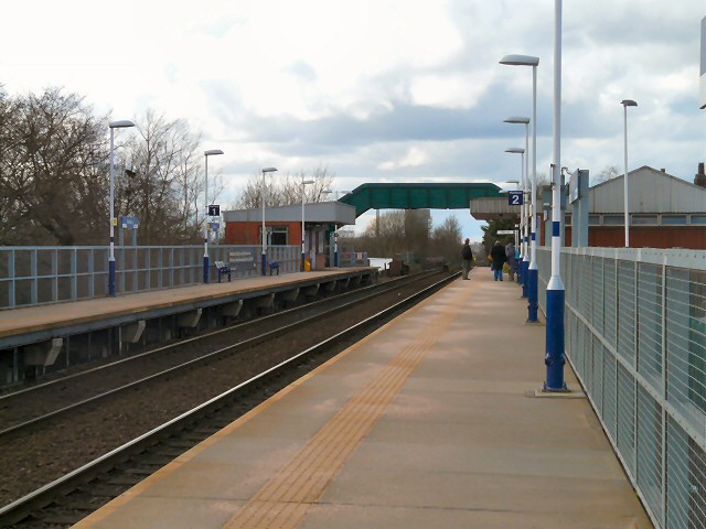 Bredbury Station © Gerald England Cc-by-sa/2.0 :: Geograph Britain And ...