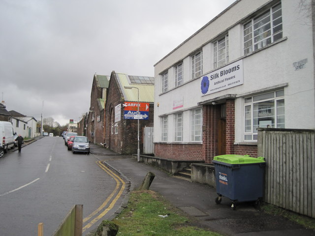 St Mungo Street Bishopbriggs © Nigel Thompson Cc By Sa20 Geograph