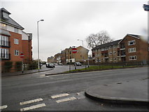 SU9676 : Osborne Road at the junction of St Leonards Road by David Howard
