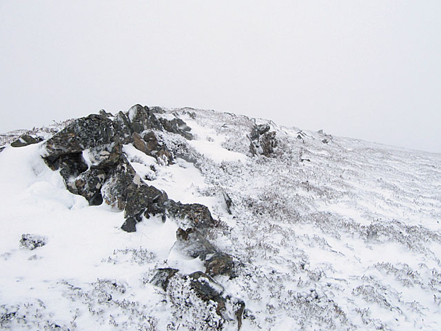 Rock outcrop on Meall Dubh-chlais in winter