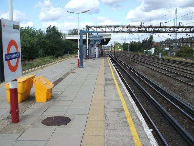 South Kenton railway station © Nigel Thompson :: Geograph Britain and ...