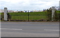 Disused gates along Peckleton Lane