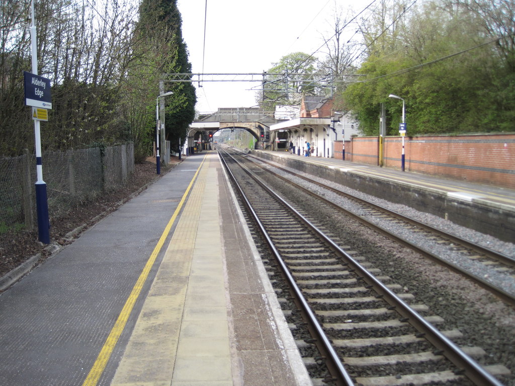 Alderley Edge railway station © Nigel Thompson cc-by-sa/2.0 :: Geograph ...